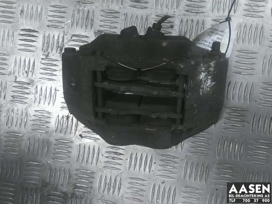 Bremsecaliper høyre foran til Toyota Hilux 2006-2011 (477300K071|)