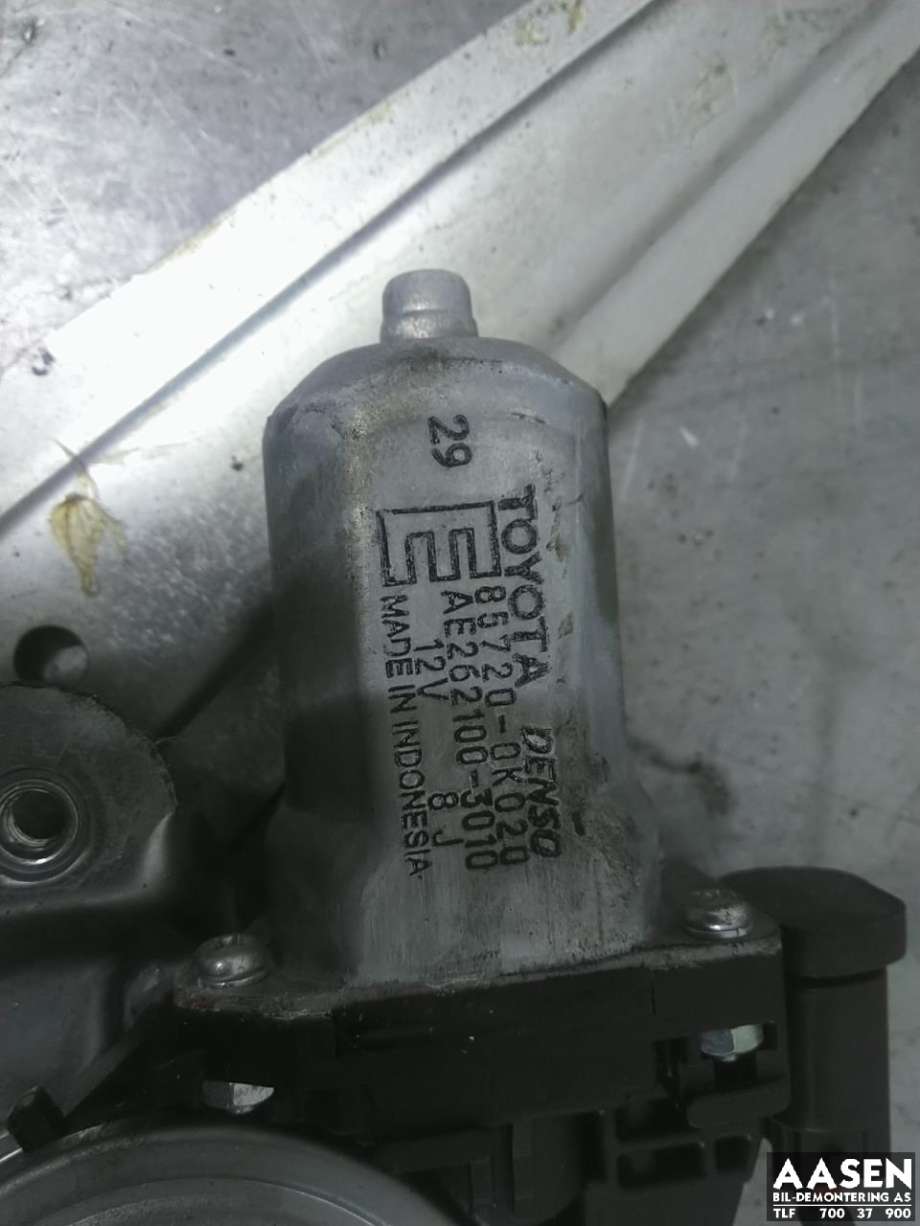 Ruteheis høyre bak til Toyota Hilux 2006-2011  (698300K040|698300K041|)