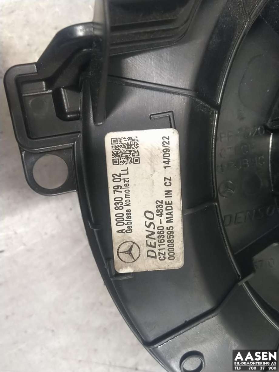 Varmeapparat motor til Mercedes Sprinter 2018-->> (907/910) (907/910) (A 000 830 79 02|)