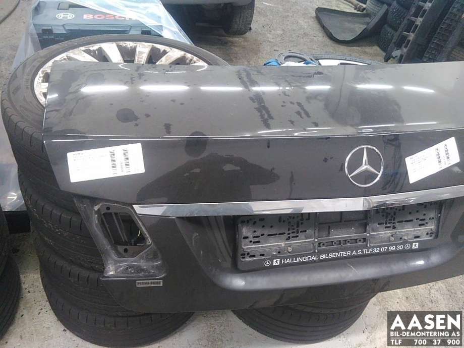 Bakluke sedan til Mercedes E-Klasse, 2009-2013 (Fase 1) (W212) (W212) (A 212 750 02 75)