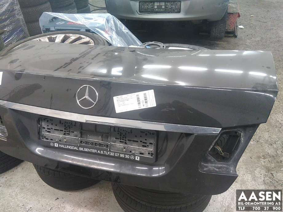 Bakluke sedan til Mercedes E-Klasse 2009-2013 (Fase 1) (W212) (W212) (A 212 750 02 75|A 212 750 09 75|)