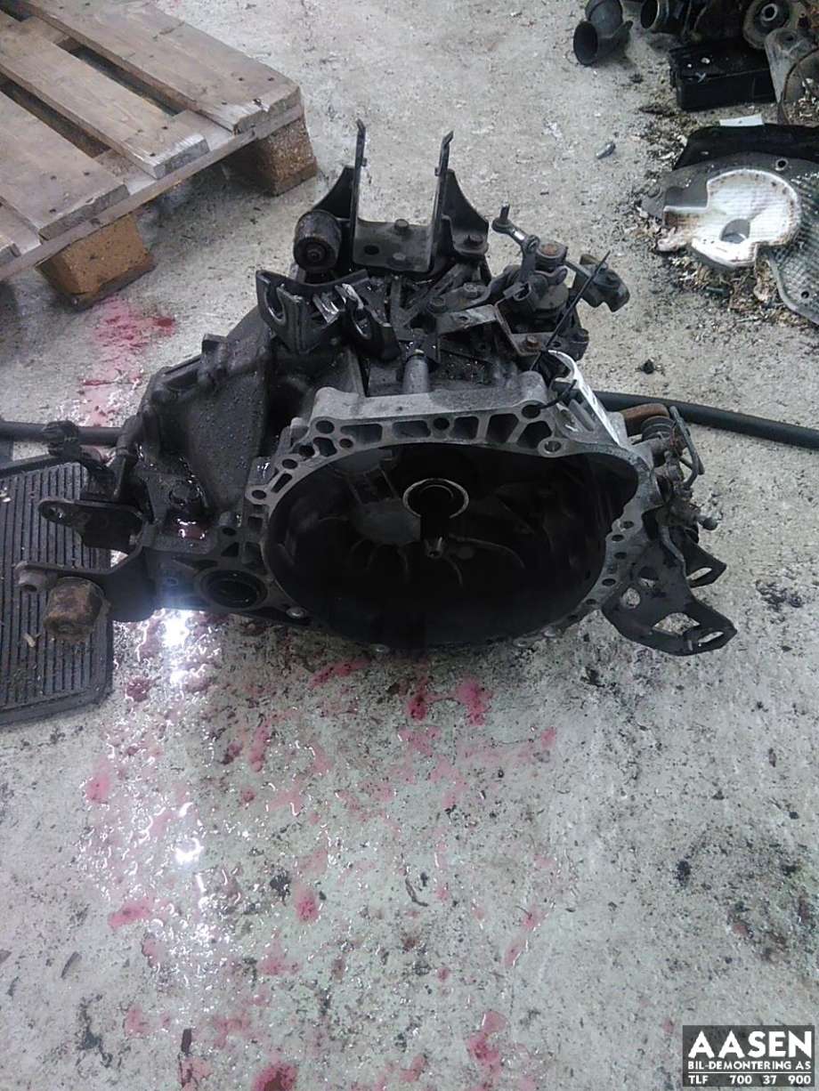 Girkasse manuell 6-trinn til Toyota Avensis 2009-2015 (Type III, Fase 1) (3030020A20|3030020A30|)
