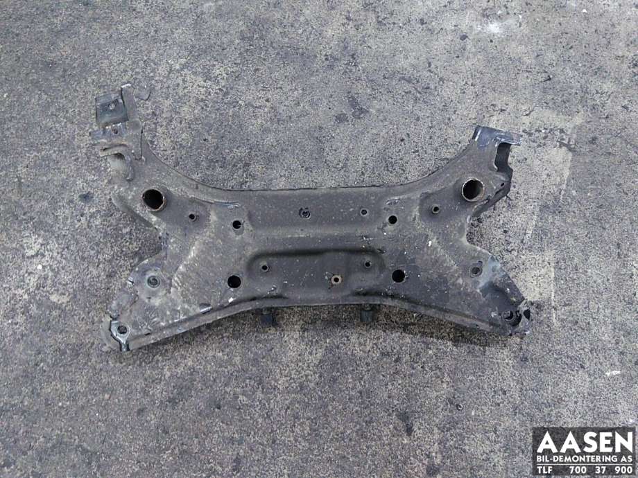 Travers foran hoved til Opel Agila 2008-2013