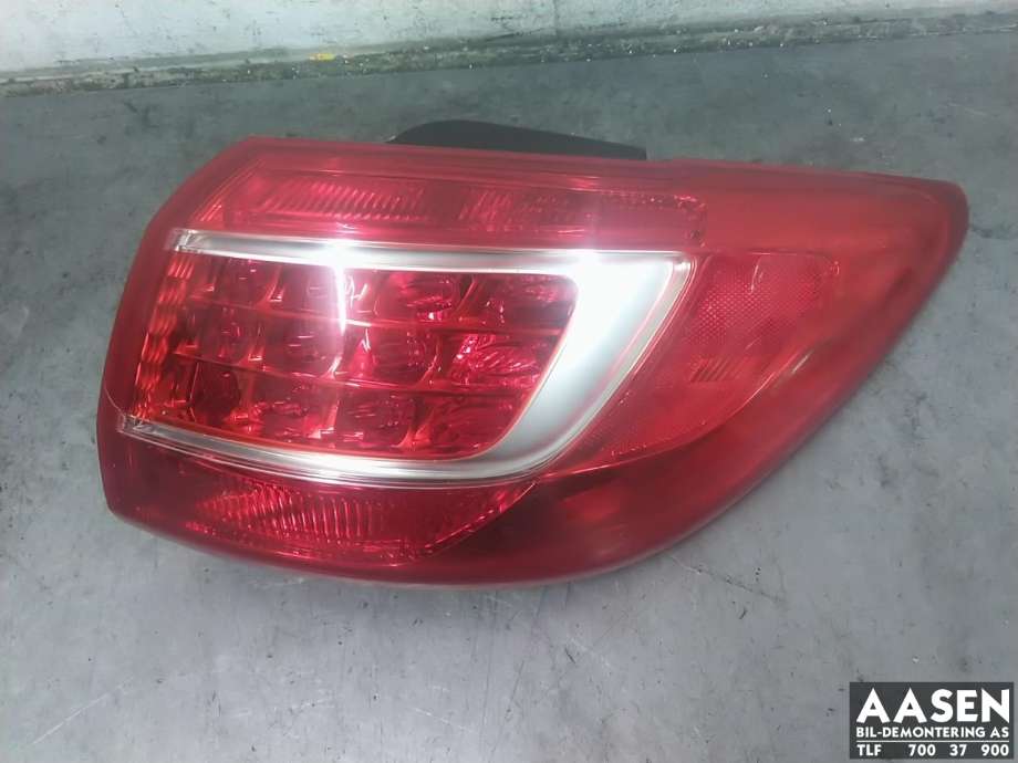 Baklykt høyre ytre til Kia Sportage 2010-2016 (Type III) (92402 3W010|)