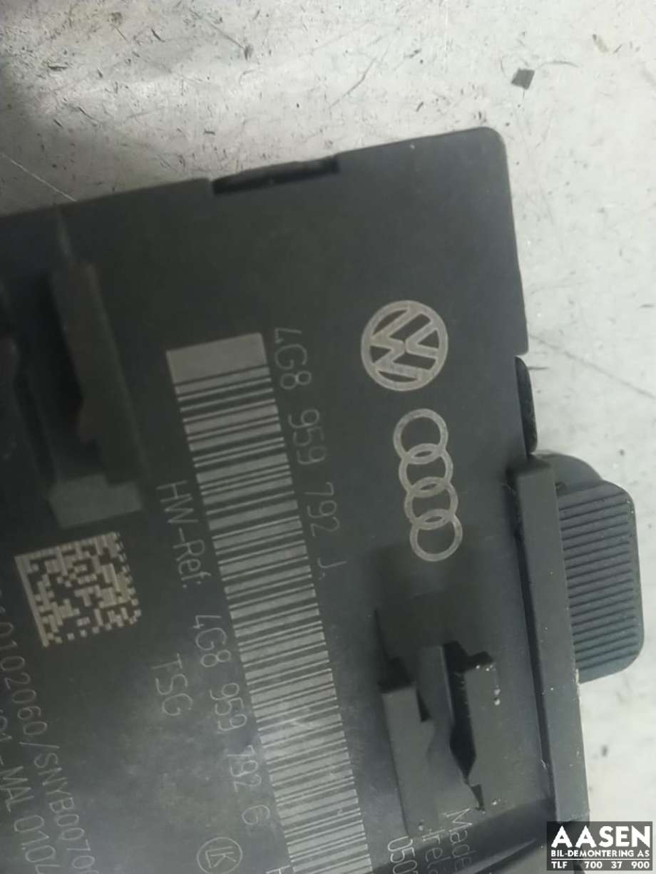 Styreenhet dør høyre foran til Audi A6, Allroad 2015-2019 (Type III, Fase 2) (C7) (C7) (4G8 959 792 J|4G8 959 792 H|)
