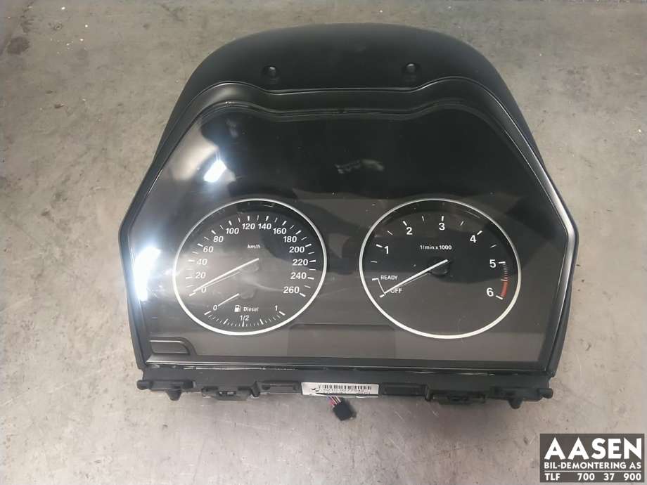Instrumentpanel til BMW 1-Serie, 2011-2015 (Fase 1) (F20/F21) (F20/F21) (62 10 6 805 182)