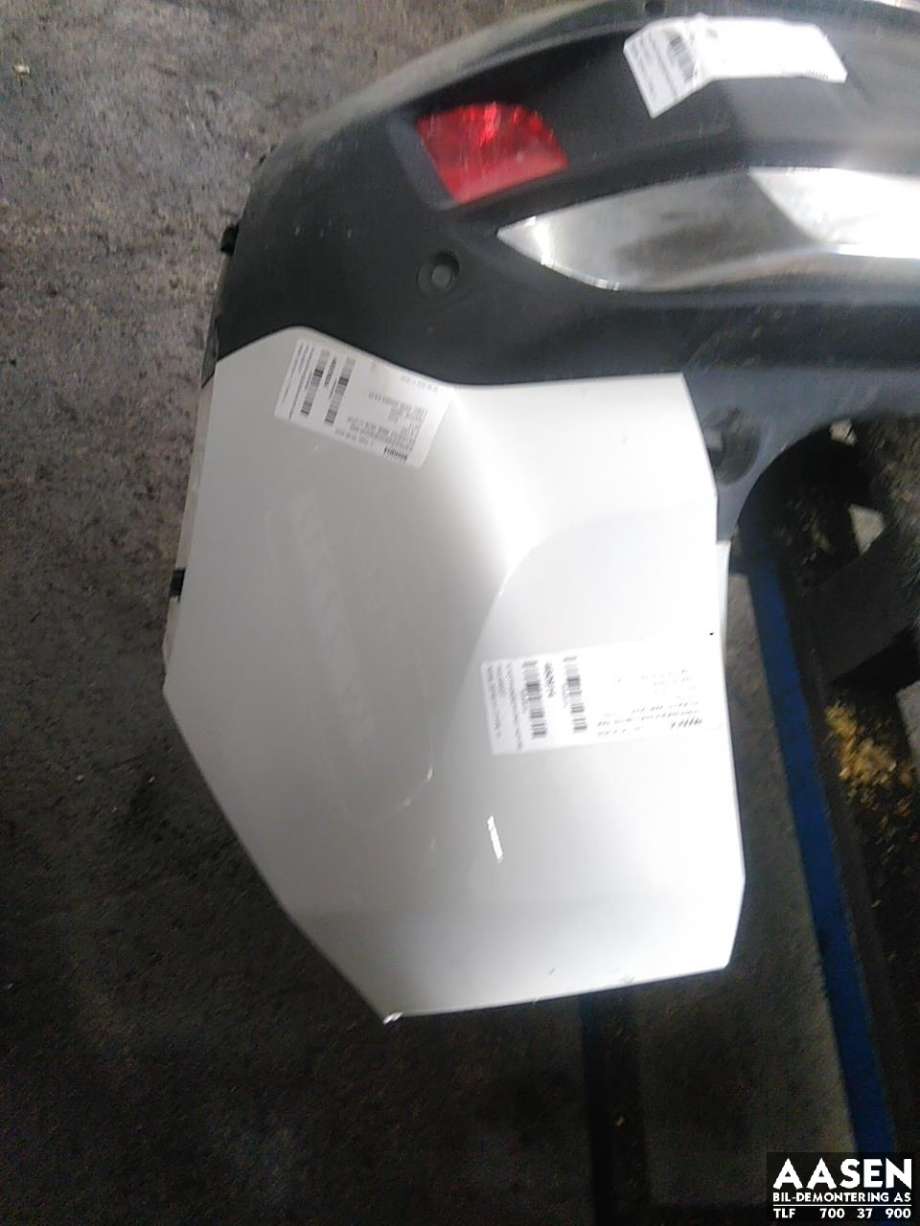 Støtfangerving høyre bak til Peugeot 3008 2016-->> (Type II) (16 180 407 80|)