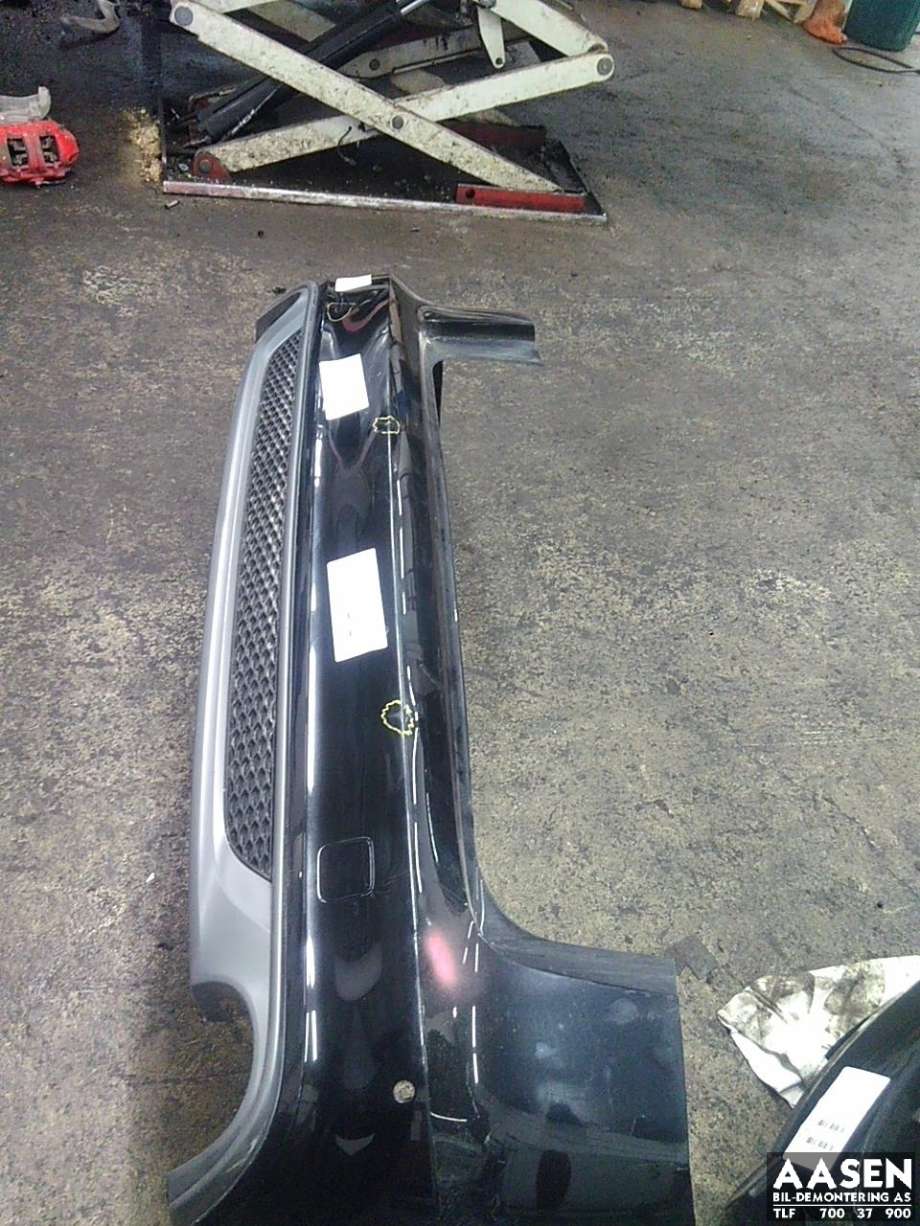 Støtfanger bak til Audi A6 2011-2014 (Type IV, Fase 1) (C7) (C7) (4G9 807 067 D|4G0 807 434 A|4G0 807 434 A 1RR)