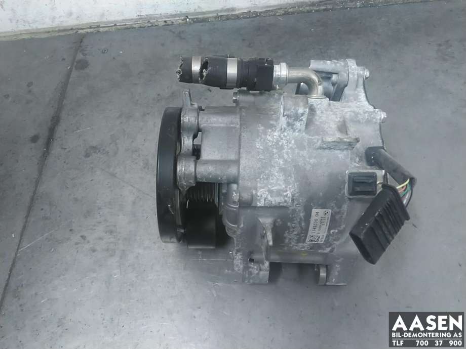 Hybrid starter generator (HSG) til BMW 2-Serie, Active/Gran Tourer 2014-->> (F45/F46) (F45/F46) (12 31 7 649 390|12 31 7 649 392|)