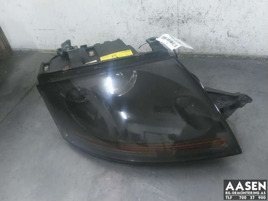 Frontlykt høyre xenon til Audi TT 1998-2006 (Type I) (8N0 941 004 BH|8N0 941 004 BJ|)