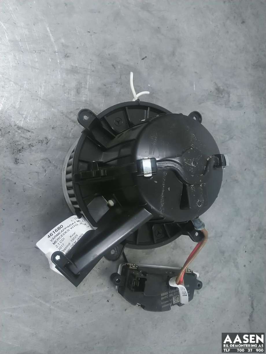 Varmeapparat motor til Mercedes Vito, 2014-->> (W447) (W447) (A 000 830 47 01)