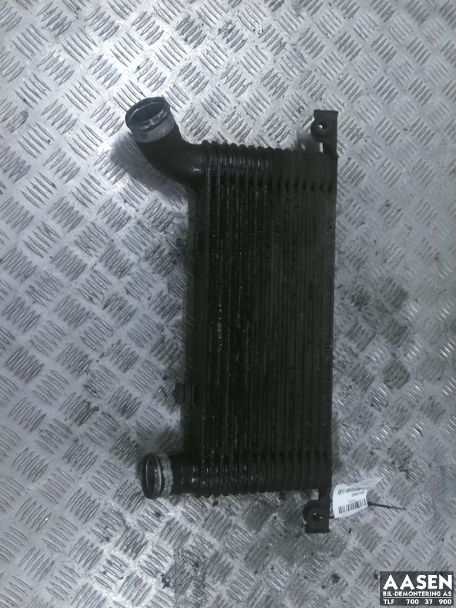 Intercooler til Mitsubishi Pajero 2000-2006 (Type III) (MR404751|)