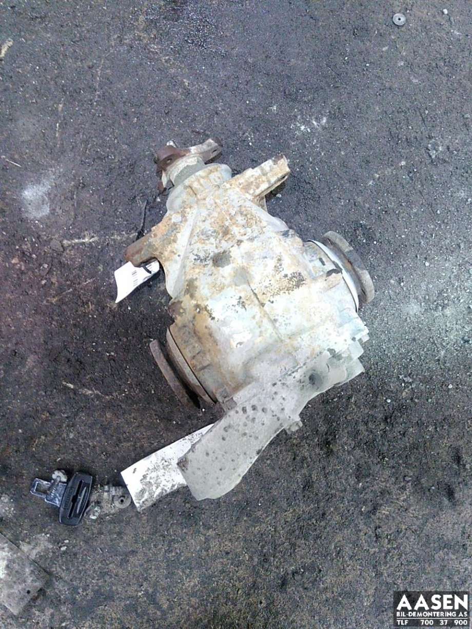 Kardang klokke bak til BMW X1, 2009-2015 (E84) (E84) (33 10 7 566 182)