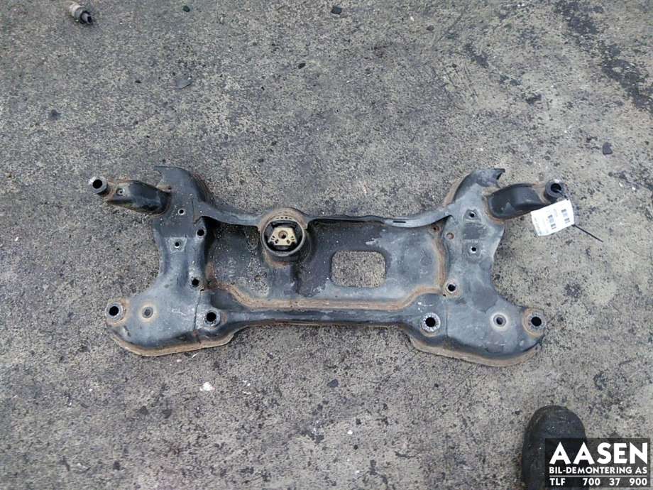Travers foran hoved til VW Caddy 2015-2020 (Type III, Fase 3) (1K0 199 315 B|)