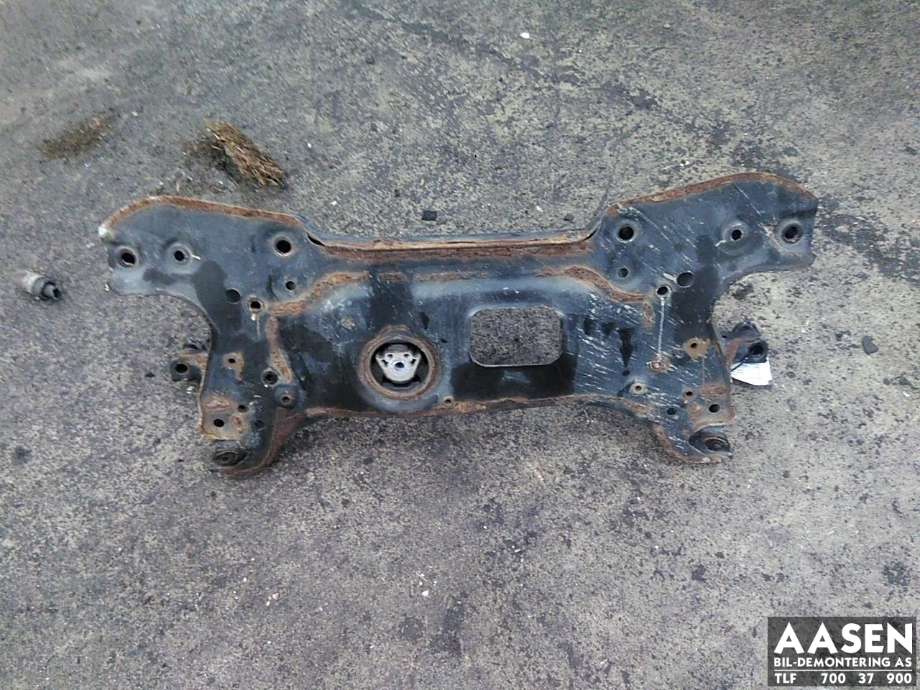 Travers foran hoved til VW Caddy 2015-2020 (Type III, Fase 3) (1K0 199 315 B|)