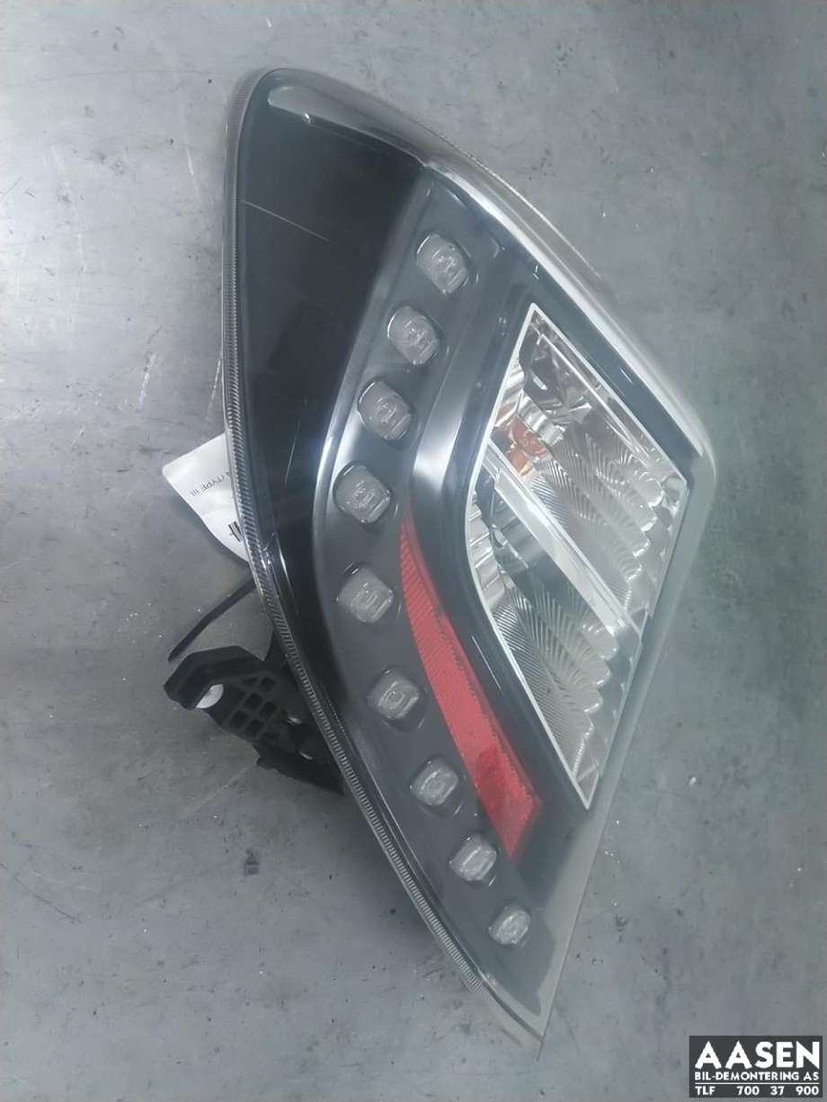 Baklykt venstre til Toyota Yaris, 2012-2014 (Type III, Fase 1) (815610D390)