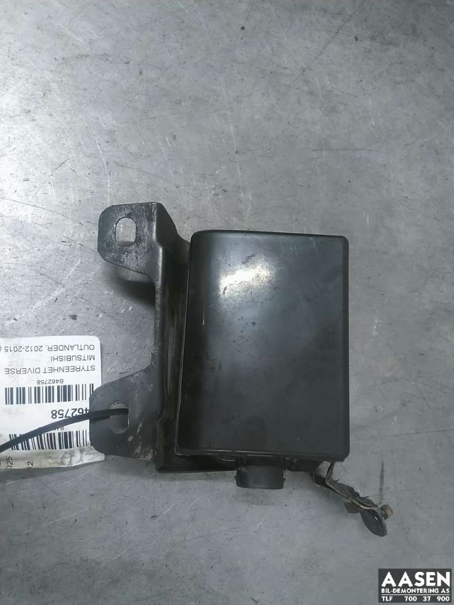 Sensor radar til Mitsubishi Outlander, 2012-2015 (Type III, Fase 1) (8638A092)