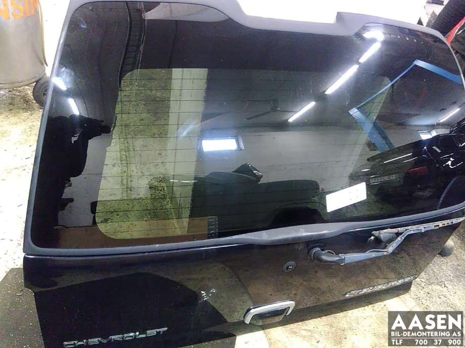 Bakluke til Chevrolet Suburban, 2002-2006  