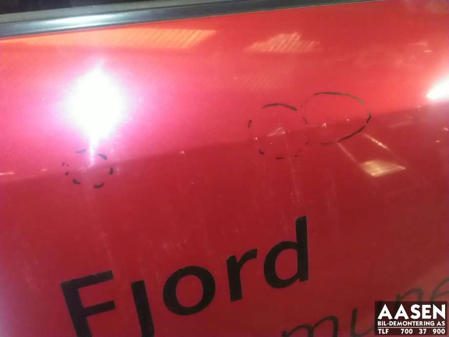 Dør høyre foran til Suzuki Swift 2011-2017 (68001-71L00|)