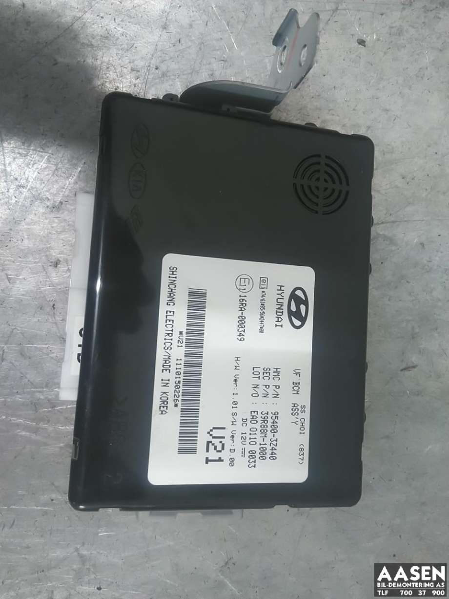 Styreenhet comfort (BCM) til Hyundai i40, 2012-2017  (95400 3Z440)