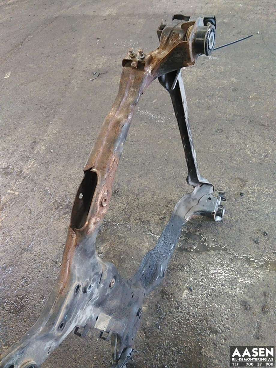 Travers foran hoved til Volvo XC60 2008-2013 (Type I, Fase 1)  (31406810|)