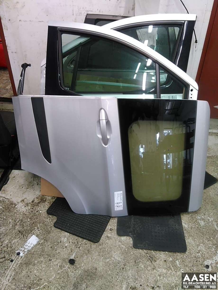 Dør venstre skyvedør til Ford Transit Courier, 2014-2018 (Type I, Fase 1)  