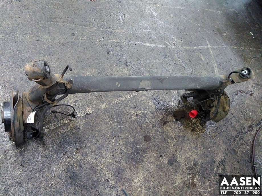 Bakaksel til Nissan Qashqai 2014-2021 (Type II)  (555014EA0A|)