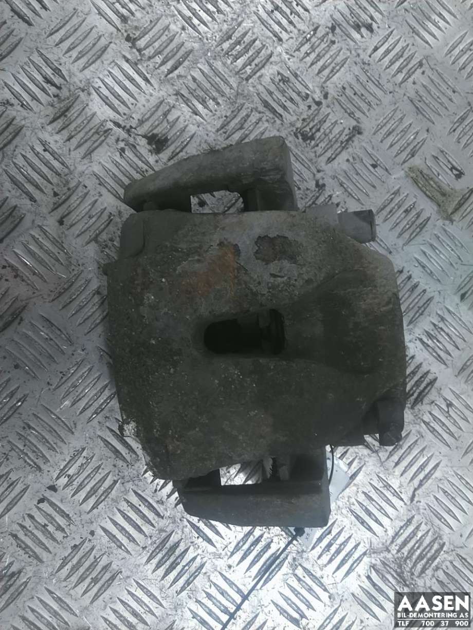 Bremsecaliper høyre foran til BMW X5 2007-2013 (E70) (E70) (34 11 6 776 784|)