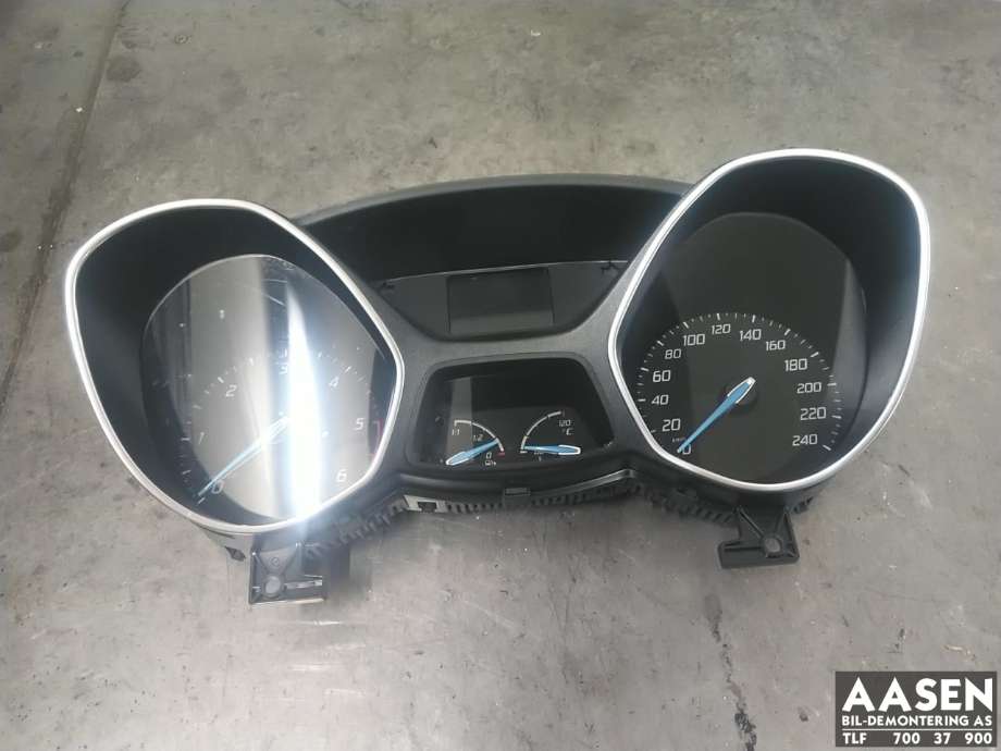 Instrumentpanel til Ford Focus, 2011-2014 (Type III, Fase 1)  (1879756)