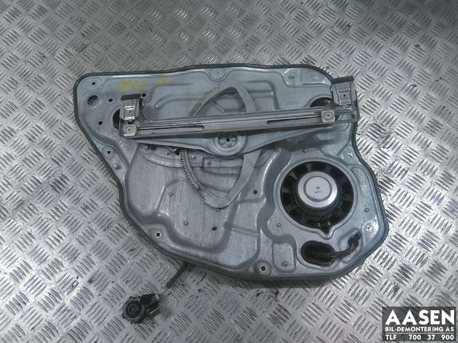 Ruteheis høyre bak til Volvo XC70, 2008-2013 (Type II, Fase 1) (30784512)