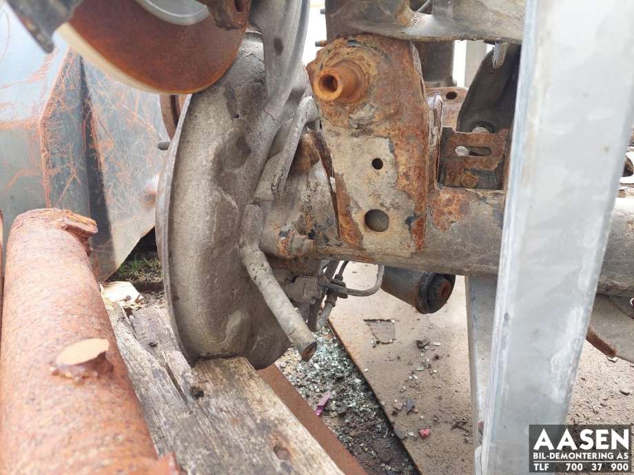 Bakaksel til Toyota Land Cruiser 150 2014-->> (Fase 2) (4211060B81|4111035D40|)