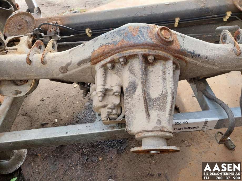 Bakaksel til Toyota Land Cruiser 150 2014-->> (Fase 2) (4211060B81|4111035D40|)