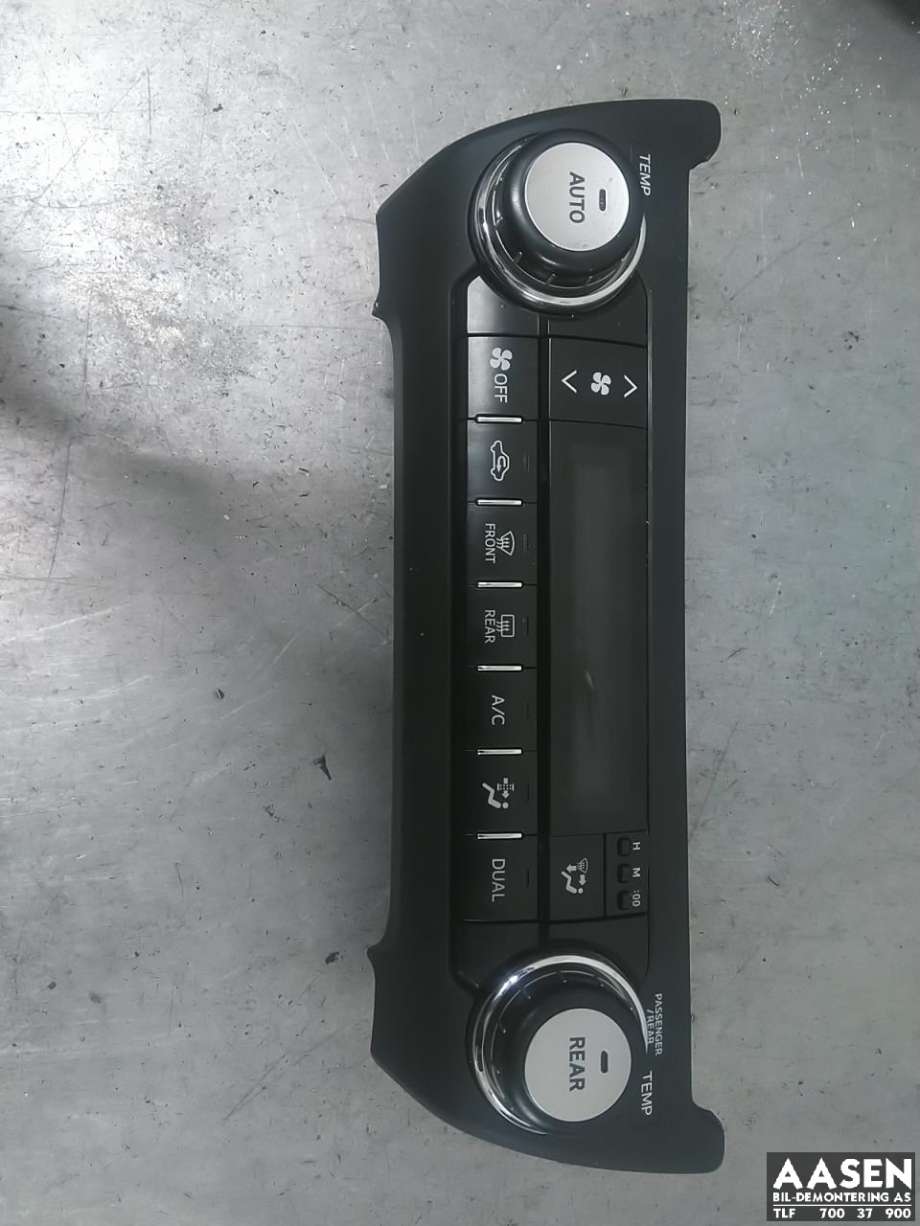 Varmeapparat betjening til Toyota Land Cruiser 150, 2014-->> (Fase 2) (8401060C80C0)