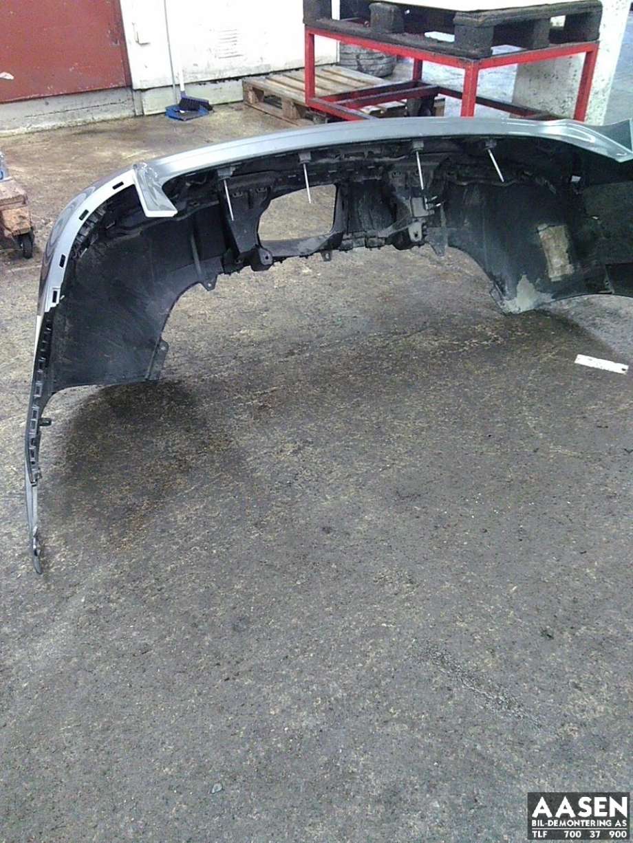 Støtfanger bak til Mercedes EQC 2019-->>  (A 293 880 17 01|A 293 885 21 01|)