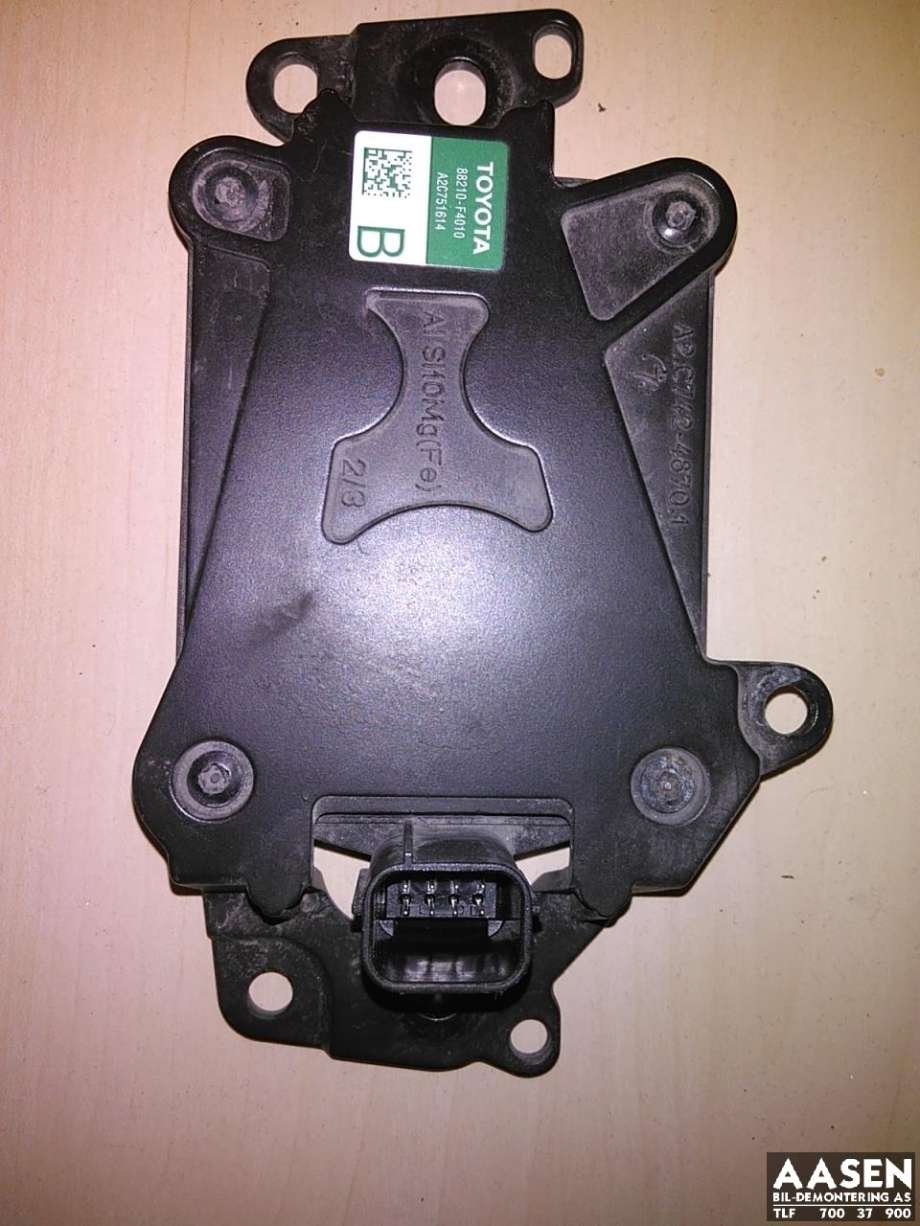 Sensor radar til Toyota C-HR, 2016-->>  (CONTINENTAL|88210-F4010)