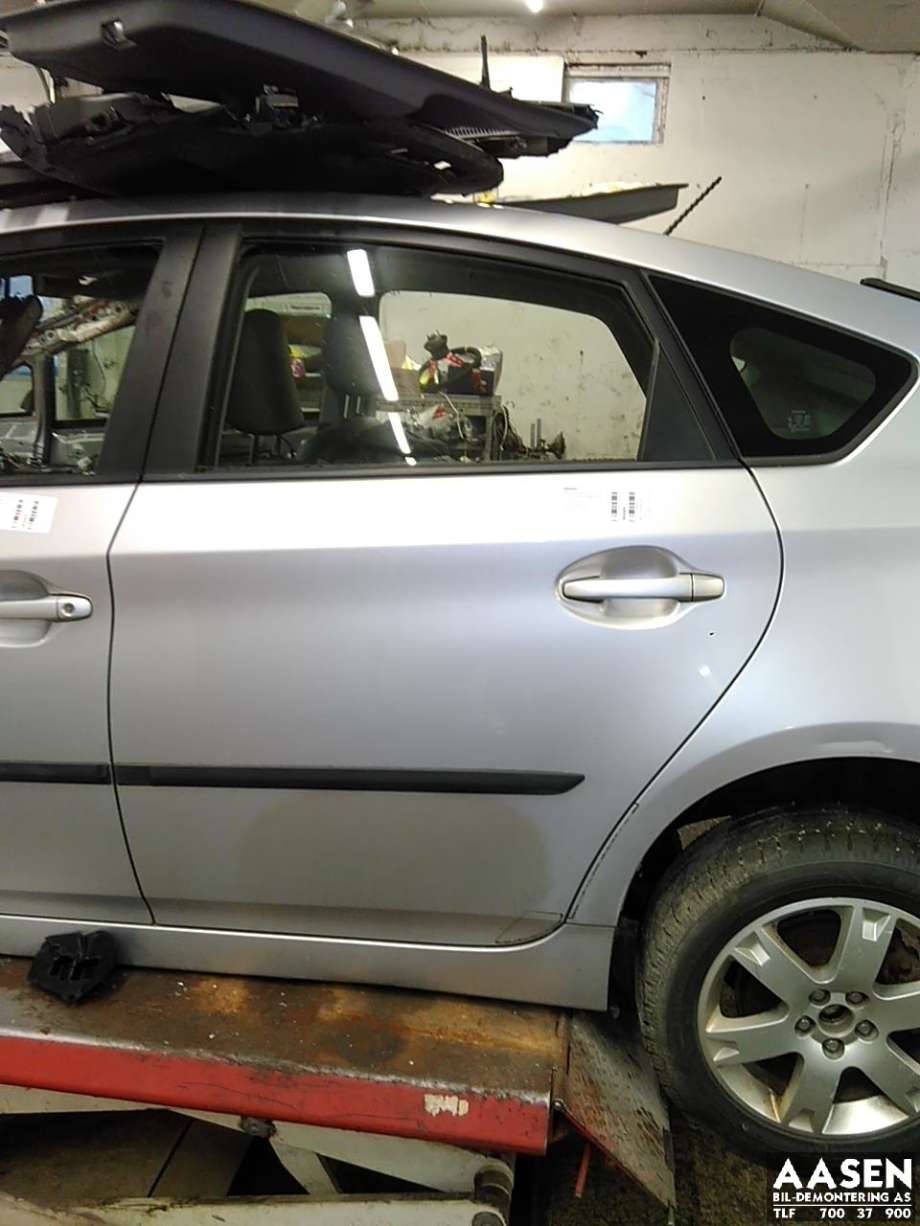 Dør venstre bak til Toyota Prius 2009-2016 (Type III) (COMBI) (COMBI) (6700447080|)
