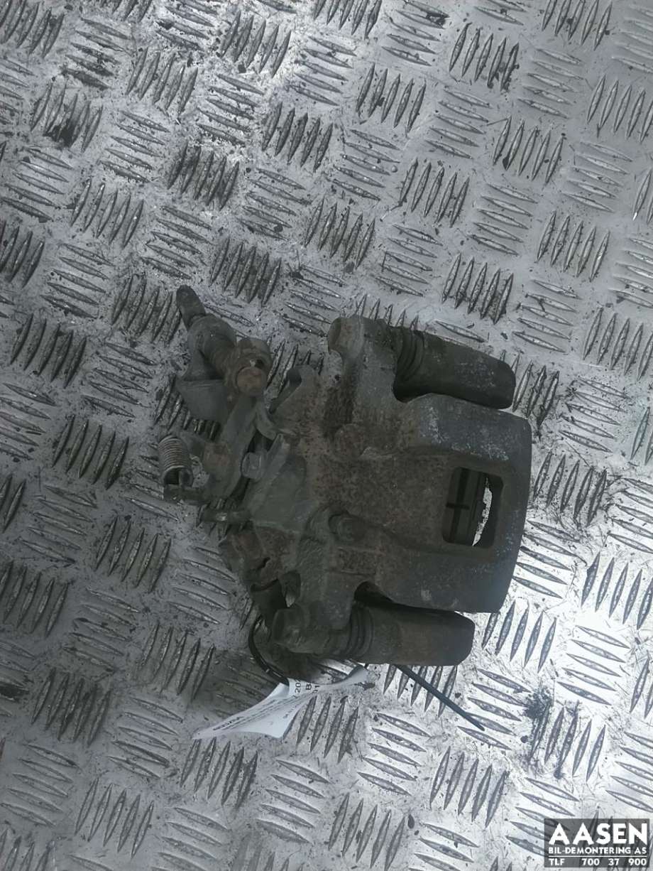 Bremsecaliper venstre bak til Mitsubishi Outlander 2015-->> (Type III, Fase 2) (4605B649|)