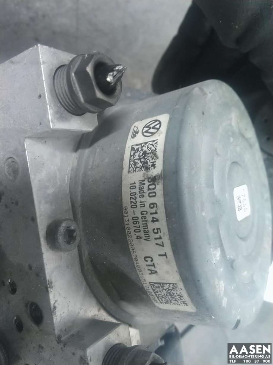 ABS sentral til Škoda Octavia 2013-2016 (Type III, Fase 1) (3Q0 614 517 T|)