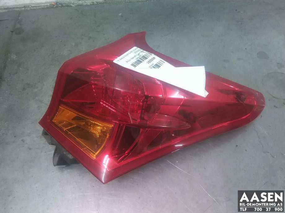 Baklykt høyre ytre til Toyota Auris, 2013-2015 (Type II, Fase 1)  
