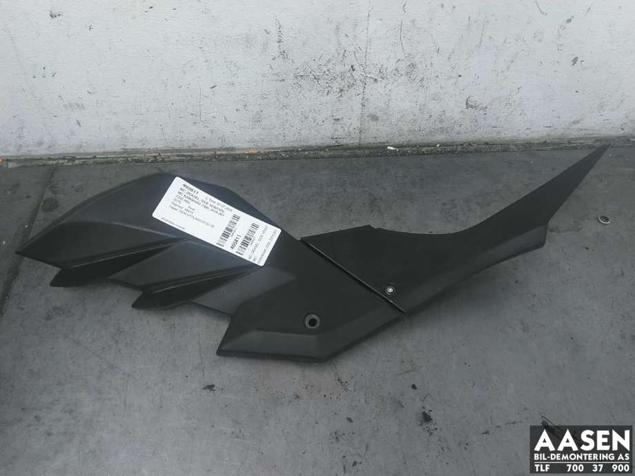 MC, Deksel, side venstre til MC Kawasaki Z300 2015-2018
