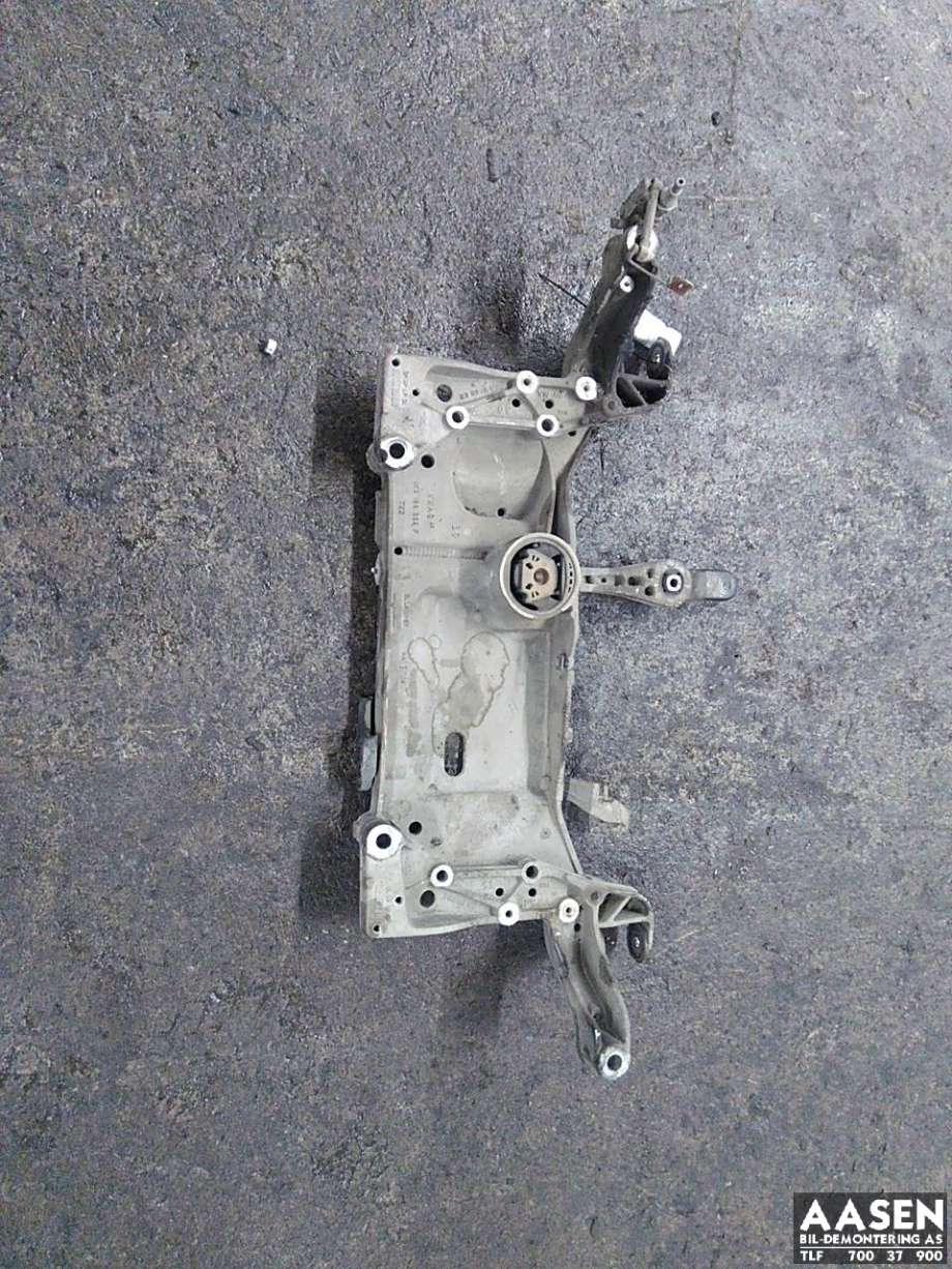 Travers foran hoved til VW Touran, 2007-2010 (Type I, Fase 2)  (1K0 199 313 AK)