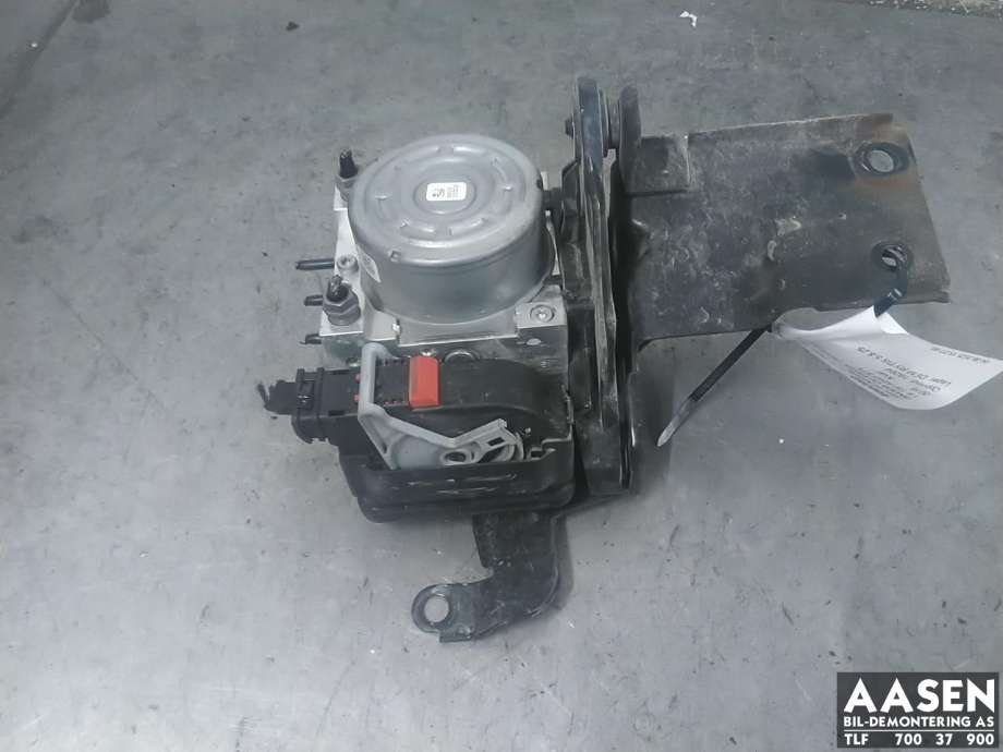 ABS sentral til Škoda Octavia 2013-2016 (Type III, Fase 1) (3Q0 614 517 AB|)
