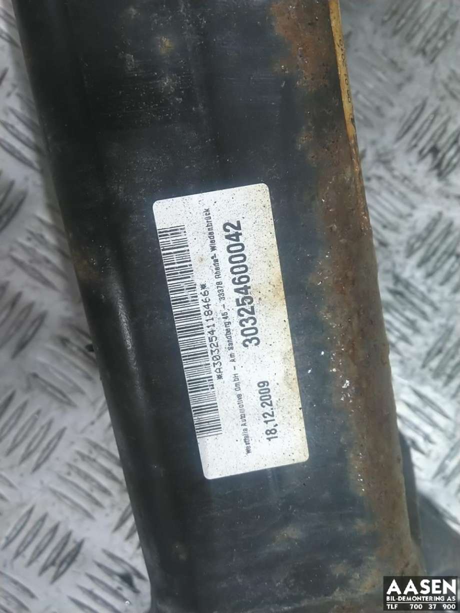 Hengerfeste til BMW 3-Serie 2005-2011 (E90/E91/E92/E93) (E90/E91/E92/E93) (71 60 6 791 155|)