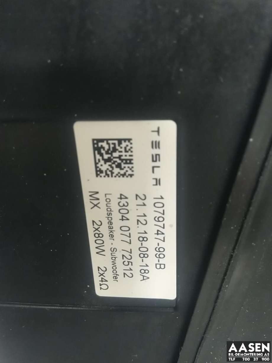 Bilstereo sub-woofer til Tesla Model 3 2018-2023 (Fase 1)  (1079747-99-B|)