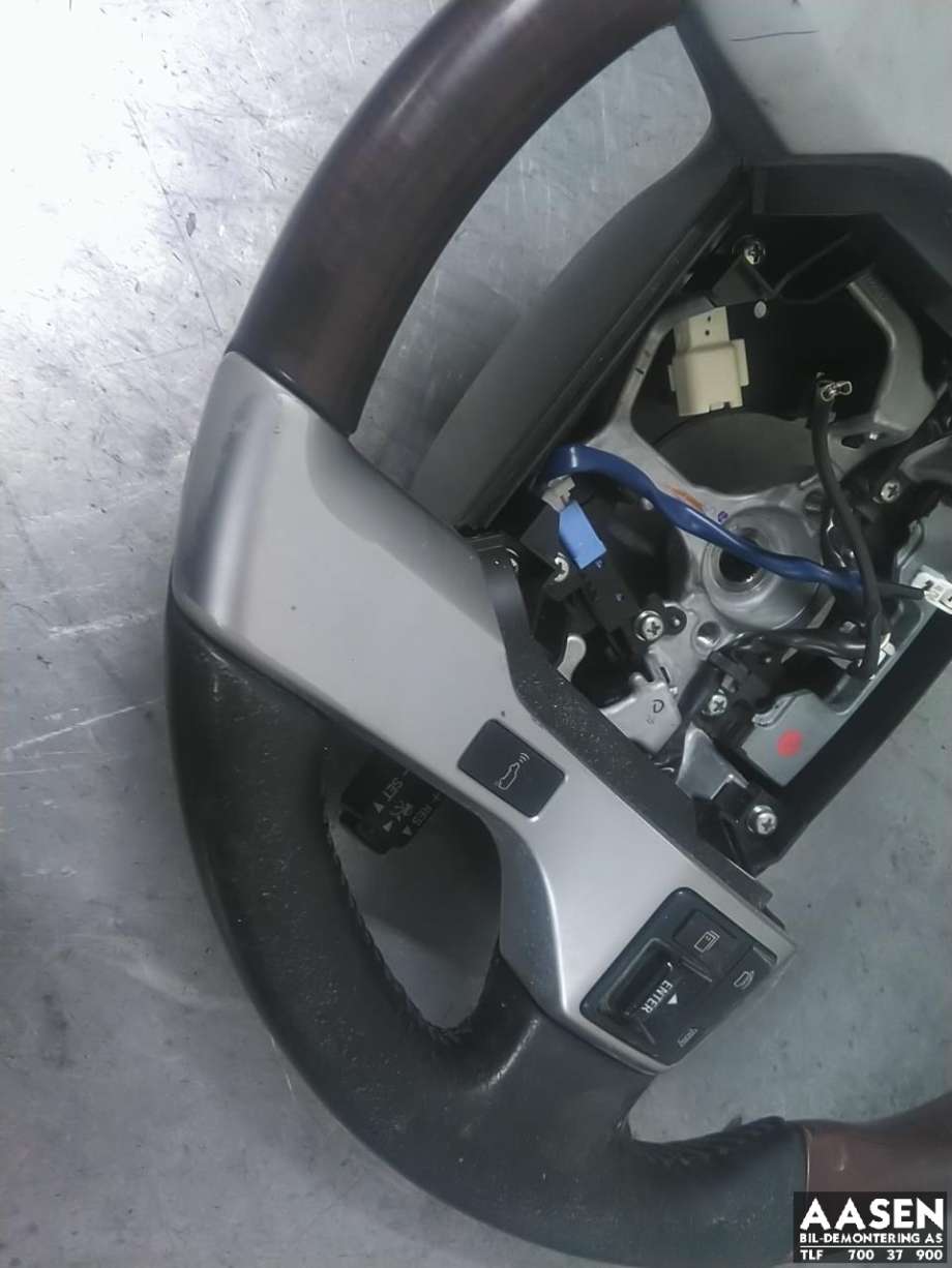 Ratt til Toyota Land Cruiser 150 2014-->> (Fase 2) (4510060A00C0|4510060A02C0|)