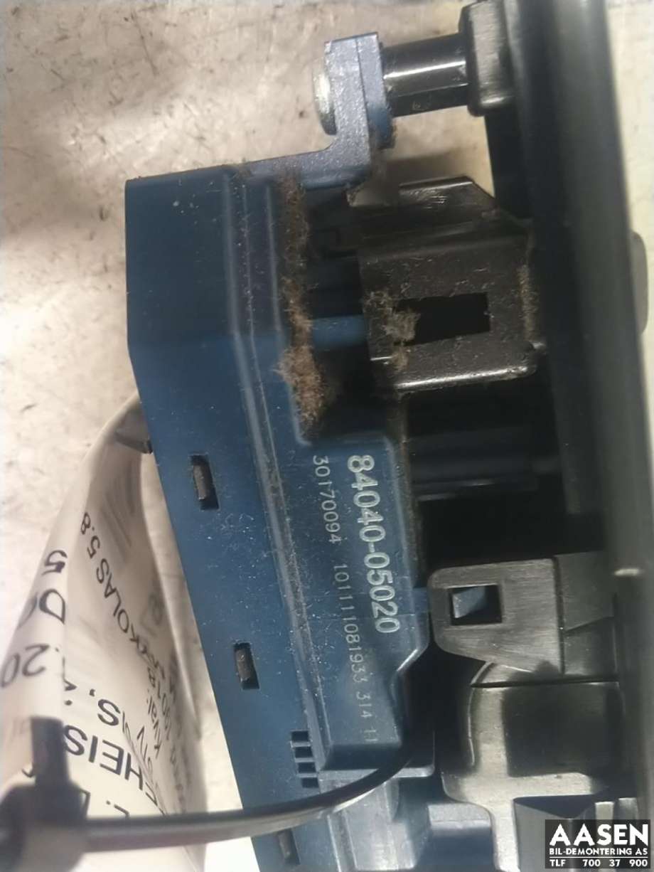 Bryter ruteheis førerdørspanel til Toyota Avensis 2009-2015 (Type III, Fase 1)  (8404005020|8404005060|)