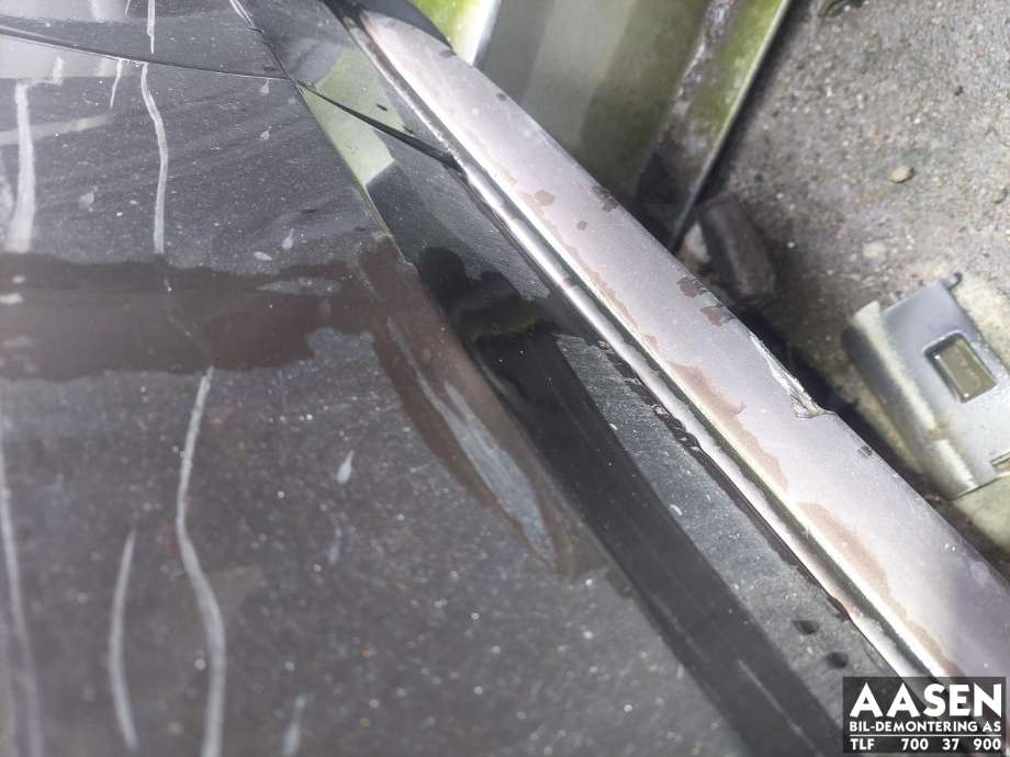 Dør høyre foran til Audi A4 2007-2014 (Type IV) (B8) (B8) (8K0 831 052 J|)