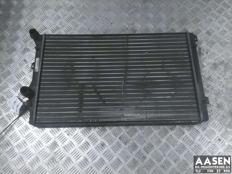 Radiator (automat gir) til Audi A3 2009-2012 (Type II, Fase 2) (1K0 121 253 AP|1K0 121 253 AA|)