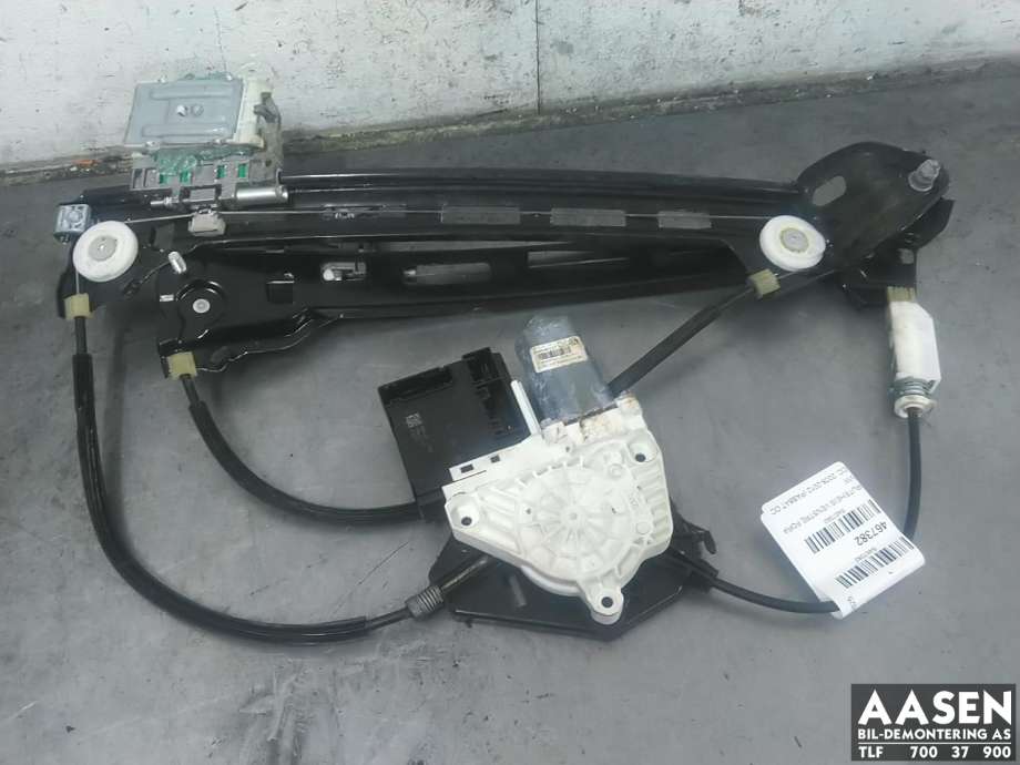 Ruteheis venstre foran til VW CC, 2008-2012 (PASSAT CC) (PASSAT CC) (3C8 837 461 J)