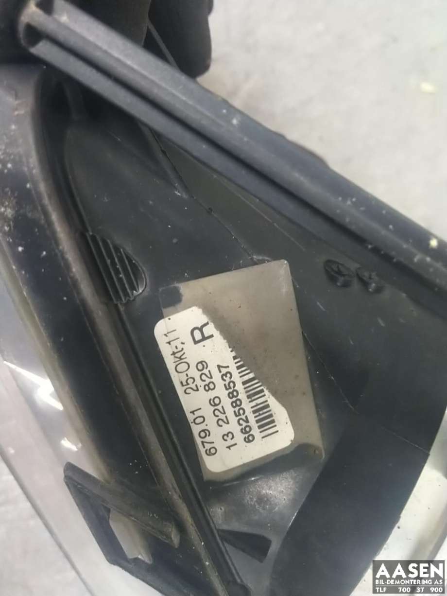 Tåkelykt høyre foran til Opel Insignia A 2009-2014